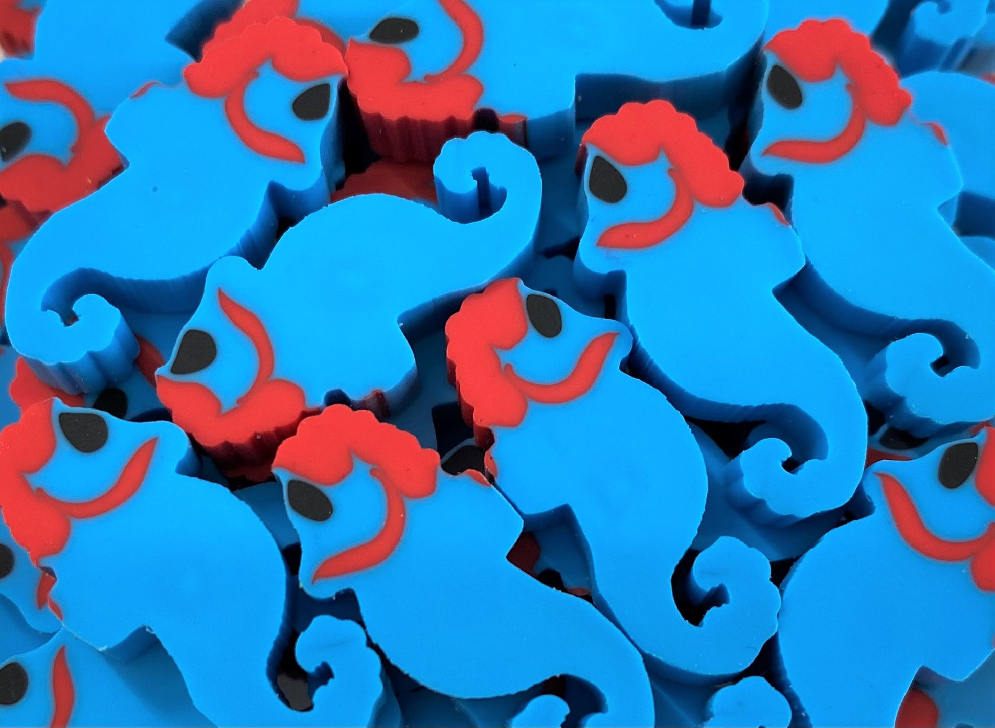 mini sea horse animal erasers for kids